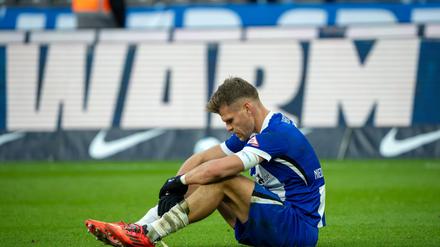 Florian Niederlechner und Hertha BSC blieben im dritten Spiel in Folge sieglos. 