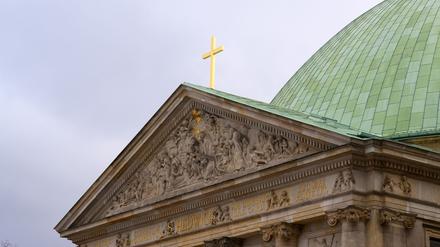Die Sankt Hedwigs-Kathedrale ist die wichtigste Kirche im Erzbistum (Archivbild) 