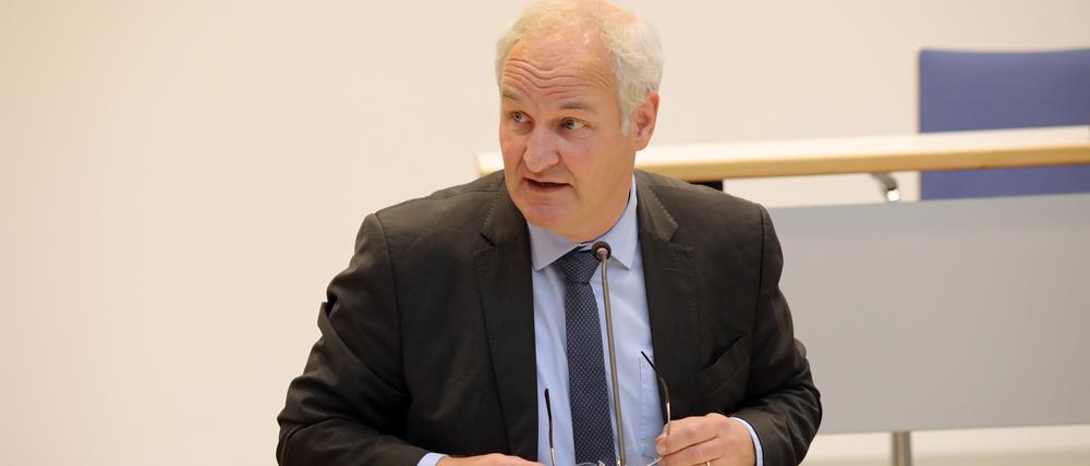 Baudezernent Bernd Rubelt (parteilos) leitetet den Geschäftsbereich für Stadtentwicklung, Wirtschaft und Umwelt.