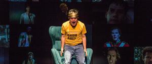 Jaime Cruz als Hamlet. 