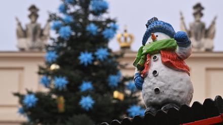 Der Weihnachtsmarkt Blauer Lichterglanz öffnete bereits am 25. November.