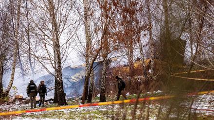 Das Wrack der DHL-Maschine kurz vor dem Flughafen Vilnius.