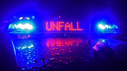 Polizei-Blaulicht bei Unfallaufnahme. 