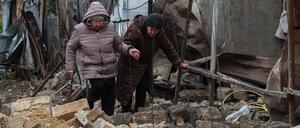 Anwohner in Odessa nach einer russischen Drohnen-Attacke am 10. Novermber 2024 (Symbolbild).