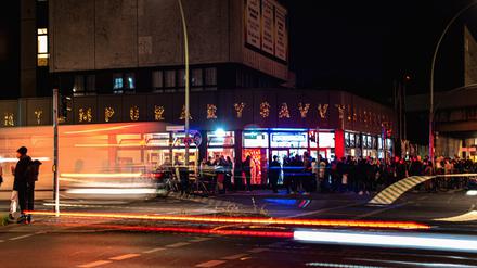 Anziehungspunkt bei Tag und Nacht: Savvy Contemporary.