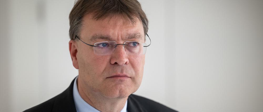 Sven Hornauf, Mitglied des Brandenburger BSW, aufgenommen während einer Pause der konstituierenden Sitzung seiner Fraktion.