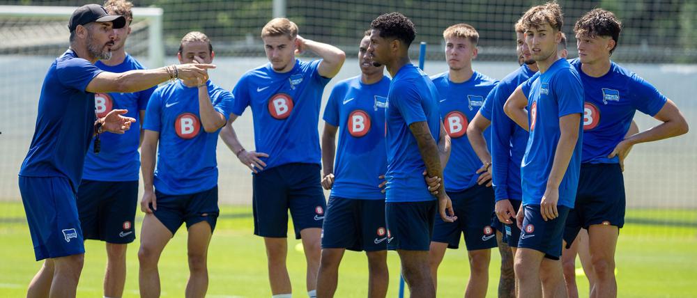 Fiél und seine Mannschaft bereiten sich in Spanien auf die Rückrunde vor.
