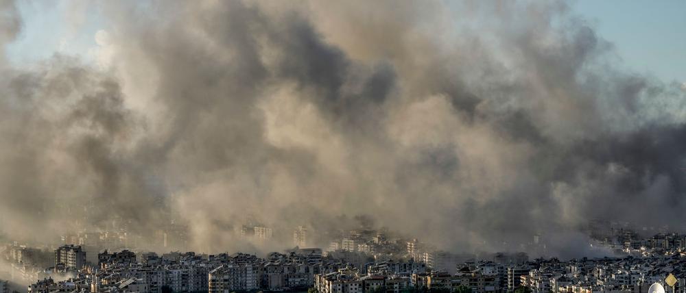 Vor der für den Abend erwarteten Waffenruhe flog Israel noch schwere Angriffe auf den Libanon.