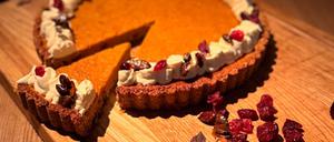 Pumpkin Pie von Denise Szalies, Chef Pâtissière aus dem Hotel Orania in Kreuzberg. 