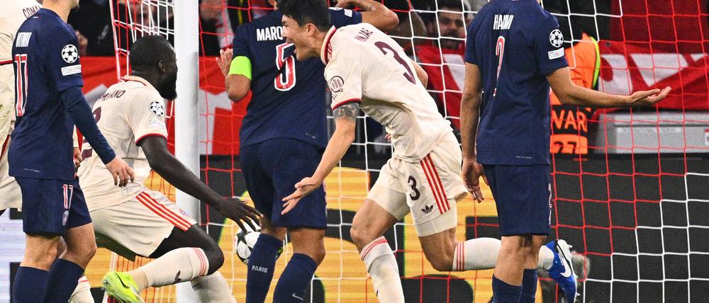Minjae Kim (M) jubelt über sein erstes Champions-League-Tor.