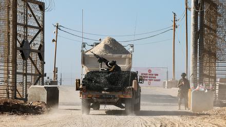 Israelischer Militärtransport im Gazastreifen