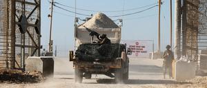 Israelischer Militärtransport im Gazastreifen