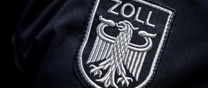 Etwa 70 Objekte wurden nach Angaben des Zolls durchsucht. (Symbolbild)