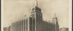 Eine historische Postkarte zeigt den Karstadt am Hermannplatz