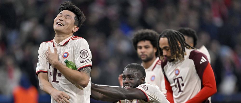 Bayern München feiert das 1:0 durch Kim.