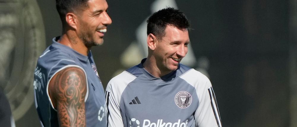 Luis Suárez (l) und Lionel Messi spielt für Inter Miami in der MLS.