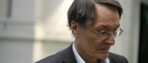 Bundesgesundheitsminister Karl Lauterbach bei einer Sitzung des Bundesrates in Berlin.