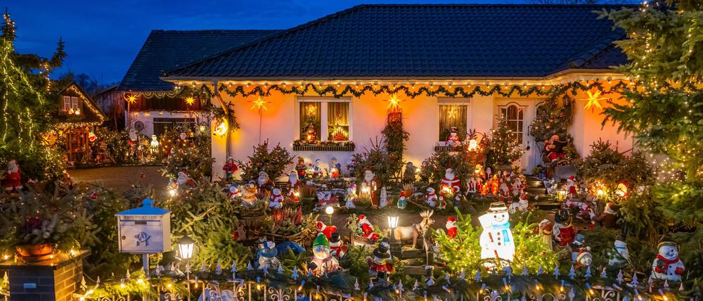 Der weihnachtlich geschmückte Garten von Gisela Liebsch und ihrem Mann Gerd Mörl.