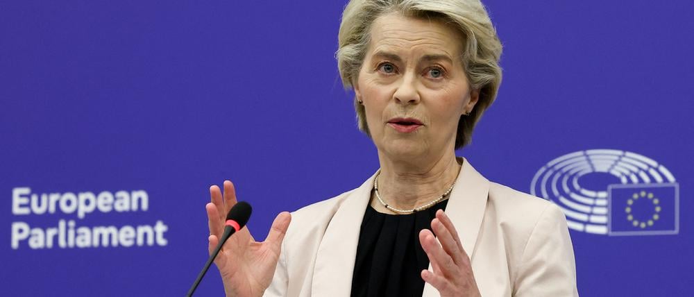 Ihre neue Kommission trat am Sonntag das Mandat an: Ursula von der Leyen am Mittwoch im Europaparlament.