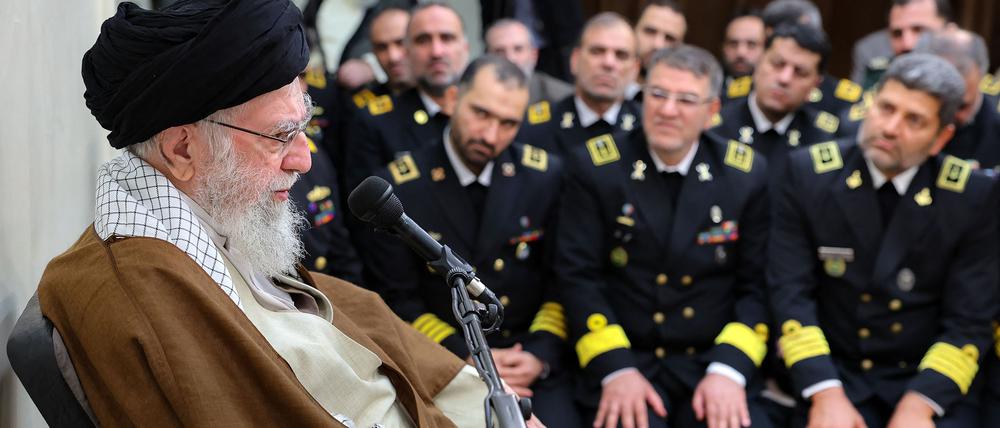 Das Regime um Revolutionsführer Ali Chamenei ist angeschlagen.