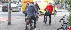 Gibt es nicht nur in Berlin, sondern auch in der Fahrradhauptstadt des Landes. Die Hälfte aller Unfälle in Münster mit Radfahrerbeteiligung sind auf Fehler beim Abbiegen und die Missachtung der Vorfahrt durch andere Verkehrsteilnehmer zurückzuführen. 