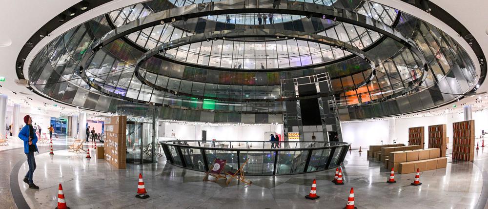 Mitarbeiter der ZLB trafen sich in den ehemaligen Lafayette-Räumen für einen Aktionstag.