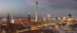 Abendstimmung im Zentrum von Berlin Mitte. 