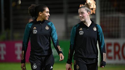 Alara Sehitler (r.) und Cora Zicai waren im Sommer noch Leistungsträgerinnen bei der U20, nun wurden sie erstmals für das A-Nationalteam nominiert.