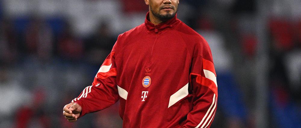 Bayern-Trainer Vincent Kompany fiebert seinem ersten Liga-Klassiker in Dortmund entgegen.