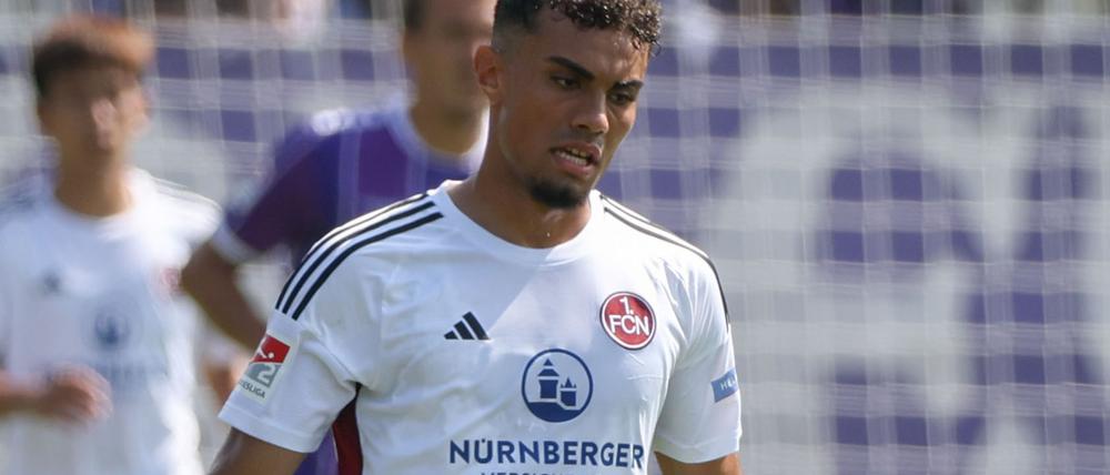 Der nach Aue ausgeliehene Ali Loune blieb bei einem von ihm verursachten Unfall unverletzt.