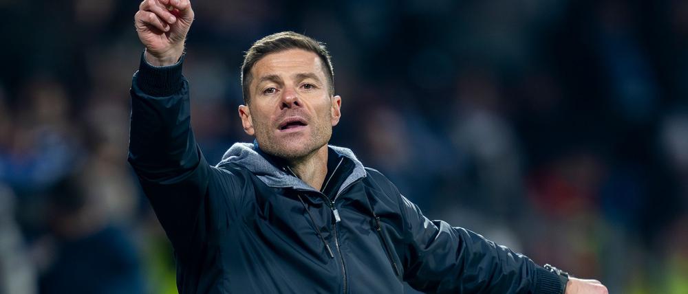 Xabi Alonso möchte die englische Woche mit drei Siegen beenden.