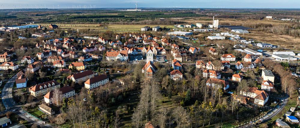 Mit einer Durchschnittstemperatur von 10,9 Grad war der Herbst in Brandenburg dem Deutschen Wetterdienst (DWD) zufolge ungewöhnlich warm. 