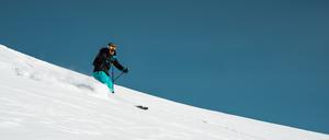 Tagesspiegel-Autor Felix Hackenbruch beim Skifahren.