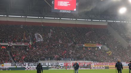 Ein Teil des Freiburger Fanblocks blieb am Samstag leer.