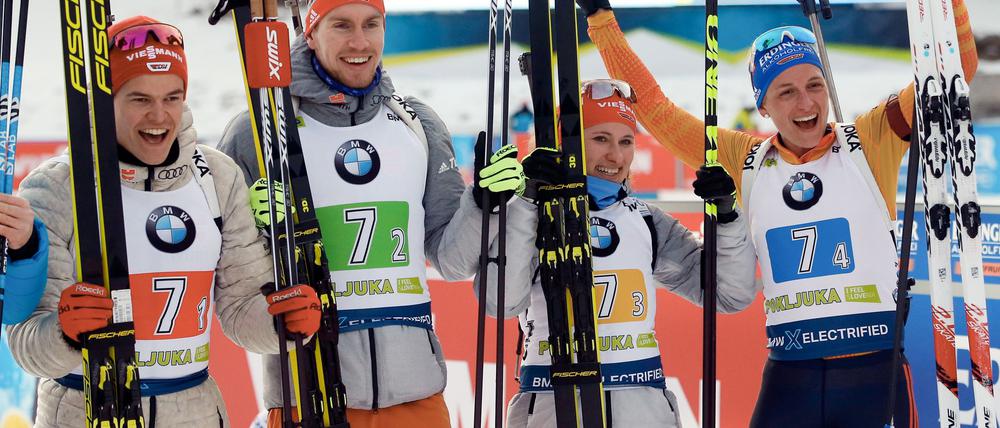 Vor fast fünf Jahren bejubelten die deutschen Biathleten zuletzt einen Podestplatz in der Mixed-Staffel.