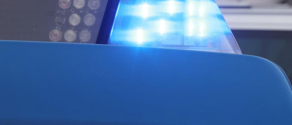 Die Polizei in Berlin wurde wegen Schmierereien an Parteibüros gerufen. (Symbolbild)