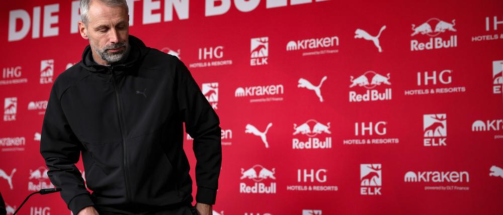Marco Rose sitzt auch am Mittwoch im DFB-Pokal gegen Frankfurt auf der RB-Bank.