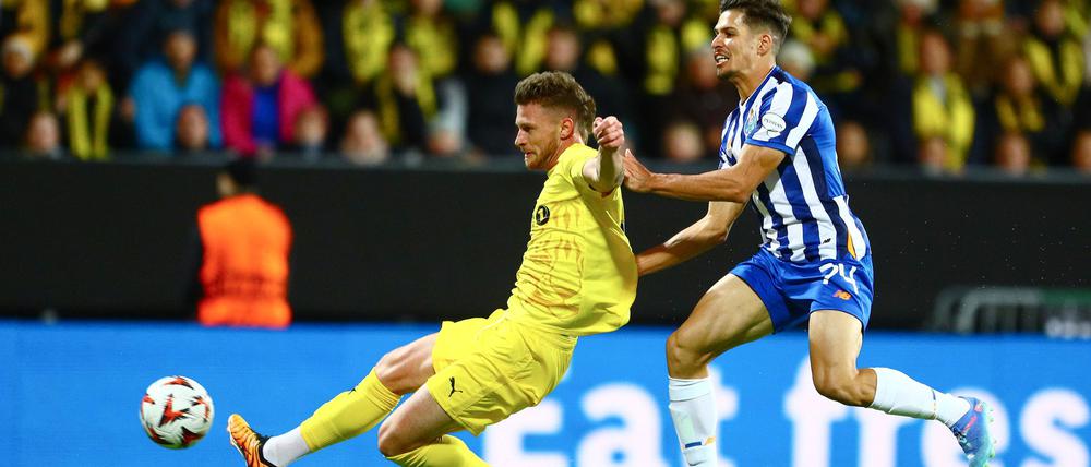 Der FK Bodö/Glimt um Stürmer Kasper Högh (links) ist norwegischer Fußballmeister. (Archivbild)