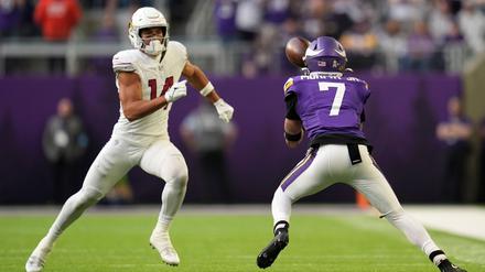 Minnesotas Defense gelang gegen die Cardinals zwei Interceptions.