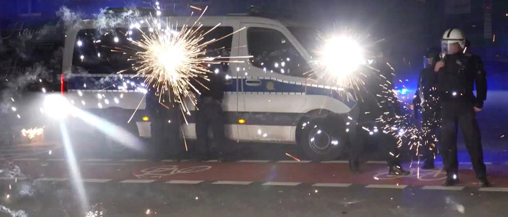 Eine Nacht wie Silvester vor zwei Jahren soll sich nicht wiederholen (Archivbild). 