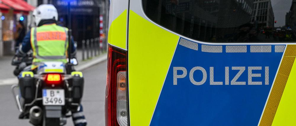 Der Senatsverwaltung für Inneres zufolge sind bei Polizei und Feuerwehr viele Mittel gebunden. (Symbolbild)