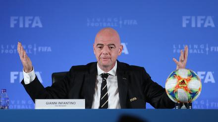 Gianni Infantino, Präsident des Fußball-Weltverbands Fifa, blickt einer WM in Saudi-Arabien positiv entgegen. 
