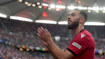 Lyon-Spieler Georges Mikautadze wurde bei der Rückkehr von einem Spiel Opfer eines Raubüberfalls bei sich Hause.