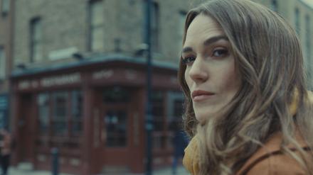 Seit „Fluch der Karibik“ sind einige Jahre vergangen. Als Agentin Helen Webb agiert Keira Knightley jedoch mindestens ebenso selbstbewusst und durchsetzungsstark.    