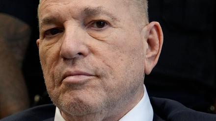 Harvey Weinstein musste laut seinen Sprechern wieder in ein Krankenhaus eingewiesen werden. (Archivbild)