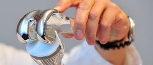 Machen Knieschmerzen das Laufen zur Qual, ist es mitunter Zeit für ein künstliches Gelenk.