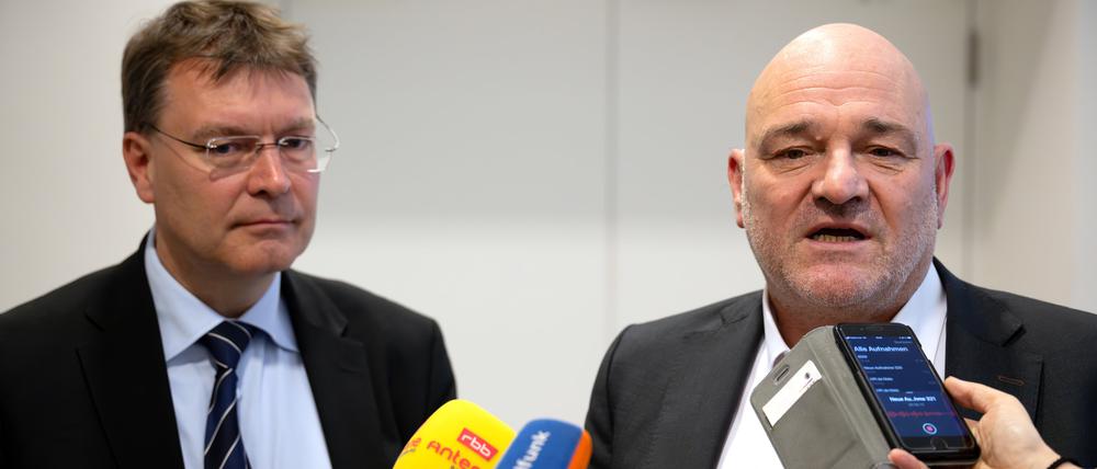 Der BSW-Abgeordnete Sven Hornauf (l.) und Fraktionschef Robert Crumbach. 