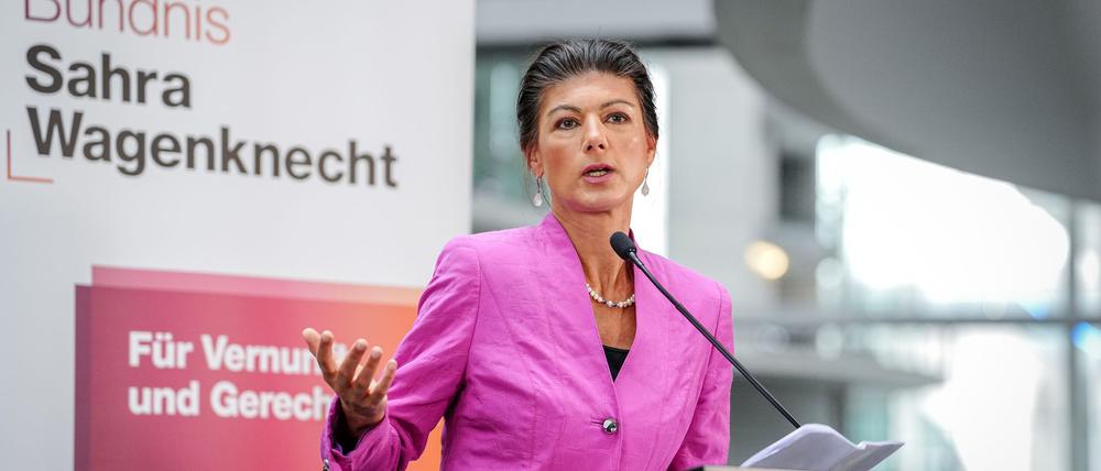 Parteigründerin Sahra Wagenknecht sieht das angekündigte Abstimmungsverhalten ihres Parteikollegen Sven Hornauf in Brandenburg kritisch (Archivbild)