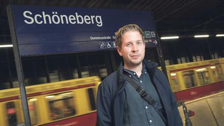 Ann-Kathrin Hipp trifft Kevin Kühnert (SPD) am S-Bahnhof Schöneberg.