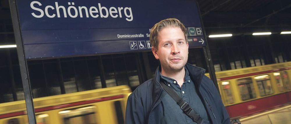 Ann-Kathrin Hipp trifft Kevin Kühnert (SPD) am S-Bahnhof Schöneberg.